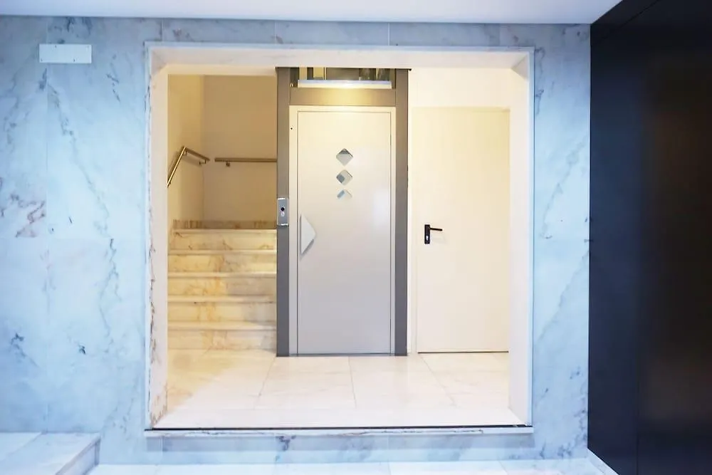 The Bonsai Apartment At Glamorous Chiado Lisboa Lissabon