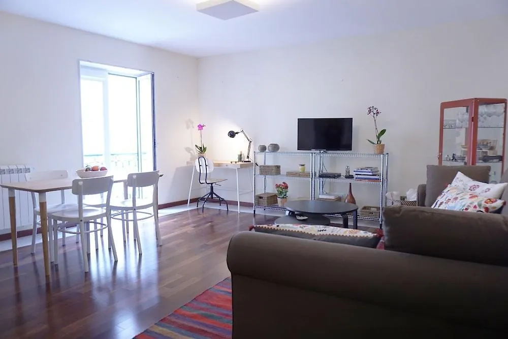 The Bonsai Apartment At Glamorous Chiado Lisboa